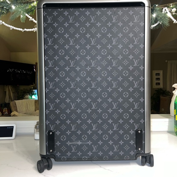 Louis Vuitton Eclipse Monogram Luggage with Lock - Picture 3 of 6